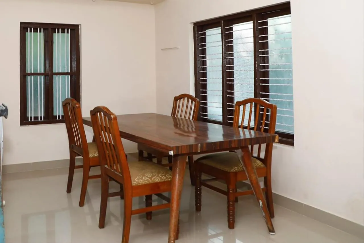 Vakantiehuis Valiyath Holidays Homestay Mundrothuruth