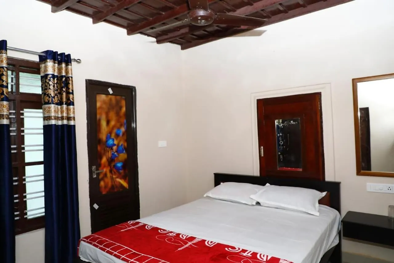 Mundrothuruth Valiyath Holidays Homestay הודו